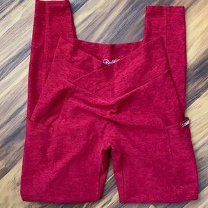 Bombshell Contour leggings